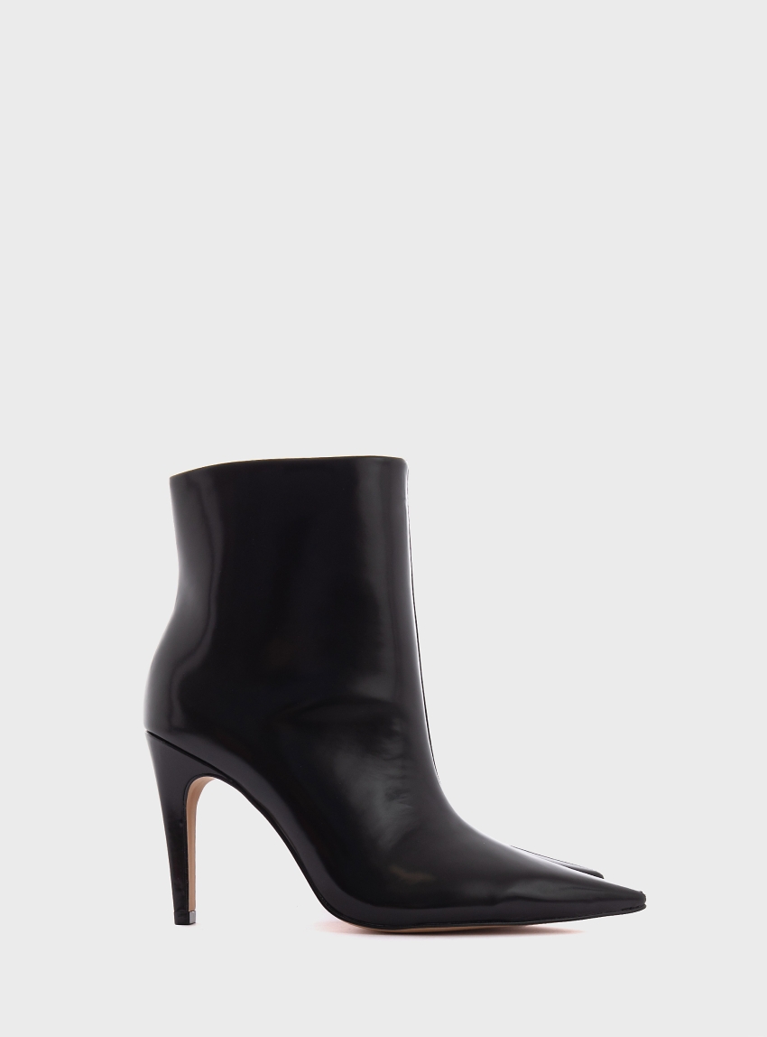 Carrano Ankle Boots - Black