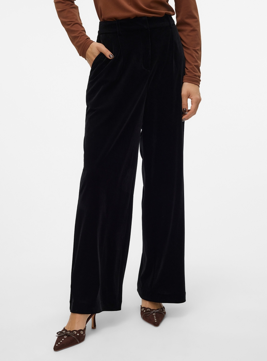 Vero Moda Allison Mid Waist Wide Velvet Pants - Black
