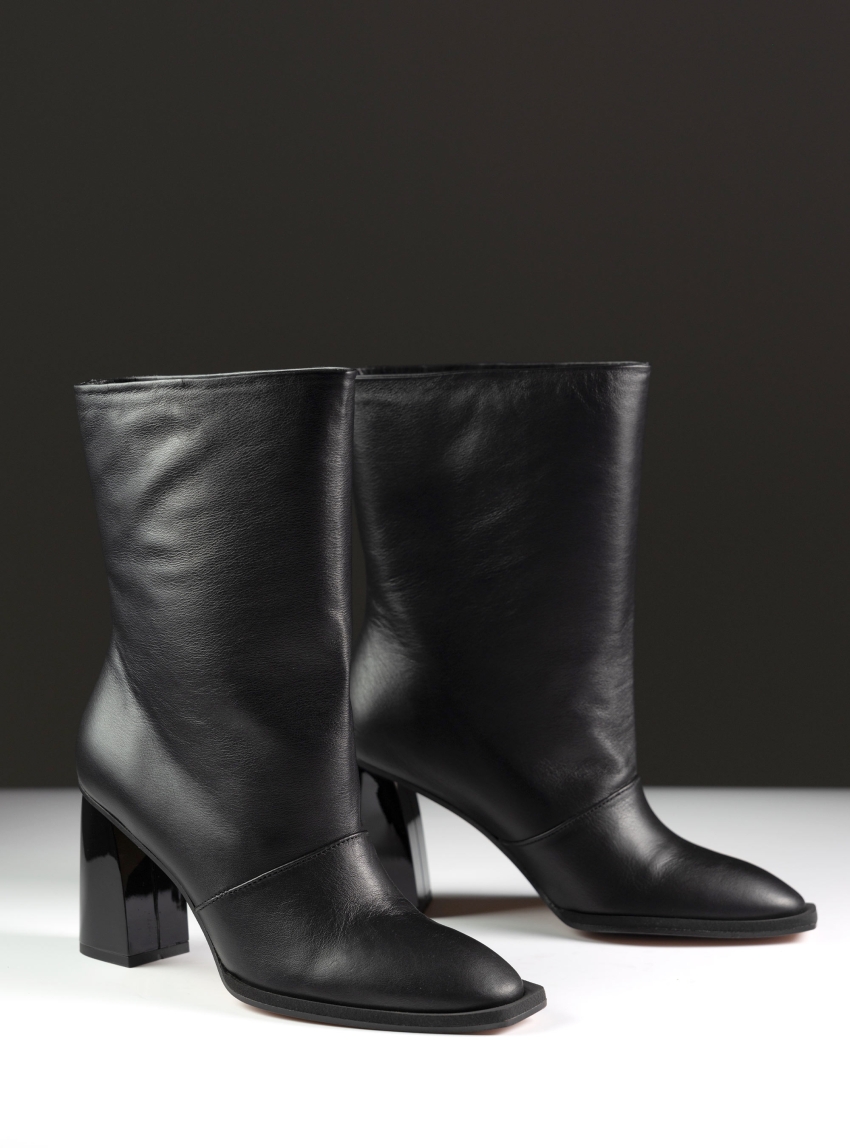 Paloma Barcelo Tisza Ankle Boots - Black
