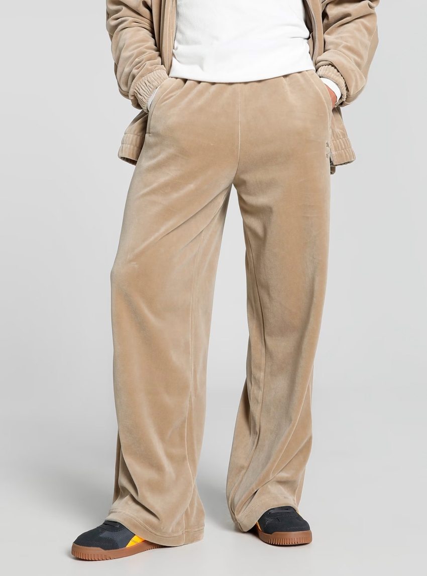 Puma T7 Oversized Velour Track Pants - Beige