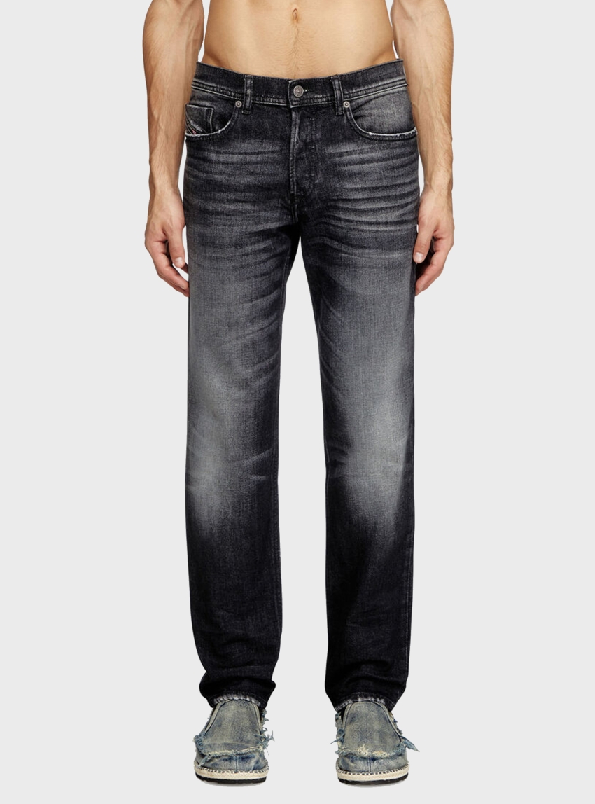 Diesel 2023 D-Finitive Regular Fit Jeans - Black