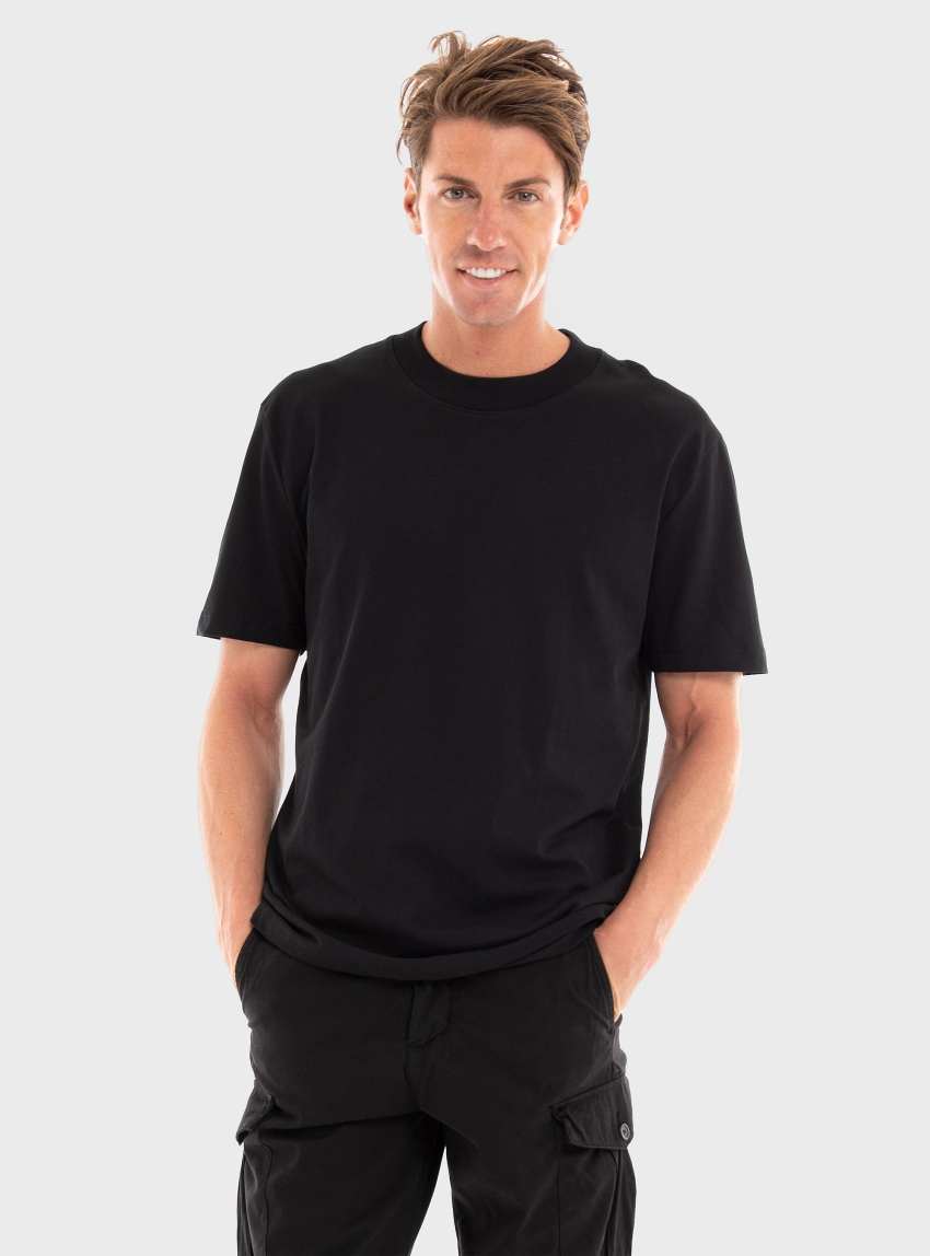 Selected Colman O-Neck Tee - Black