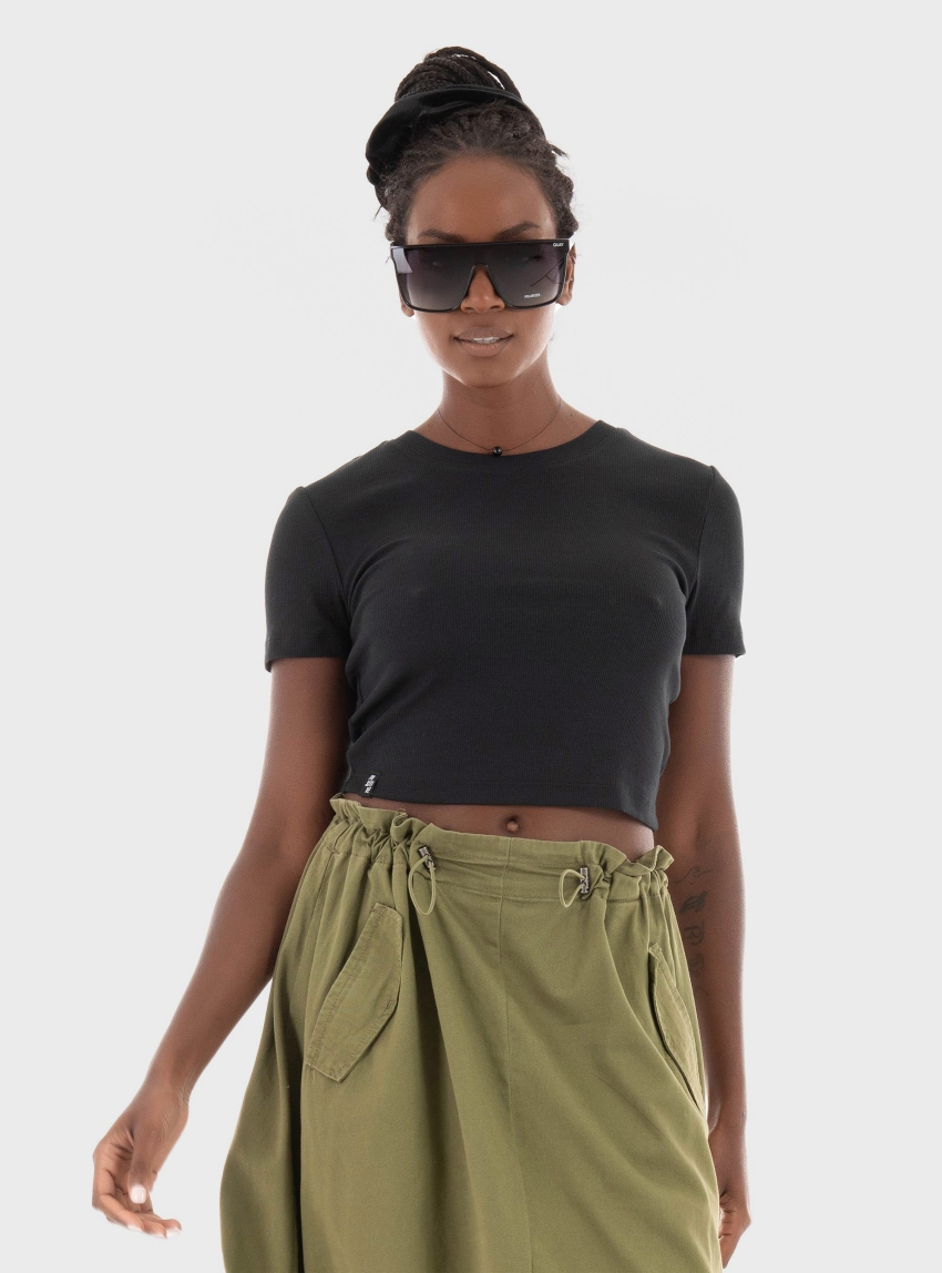 Only Betty O-Neck Short Top - Black