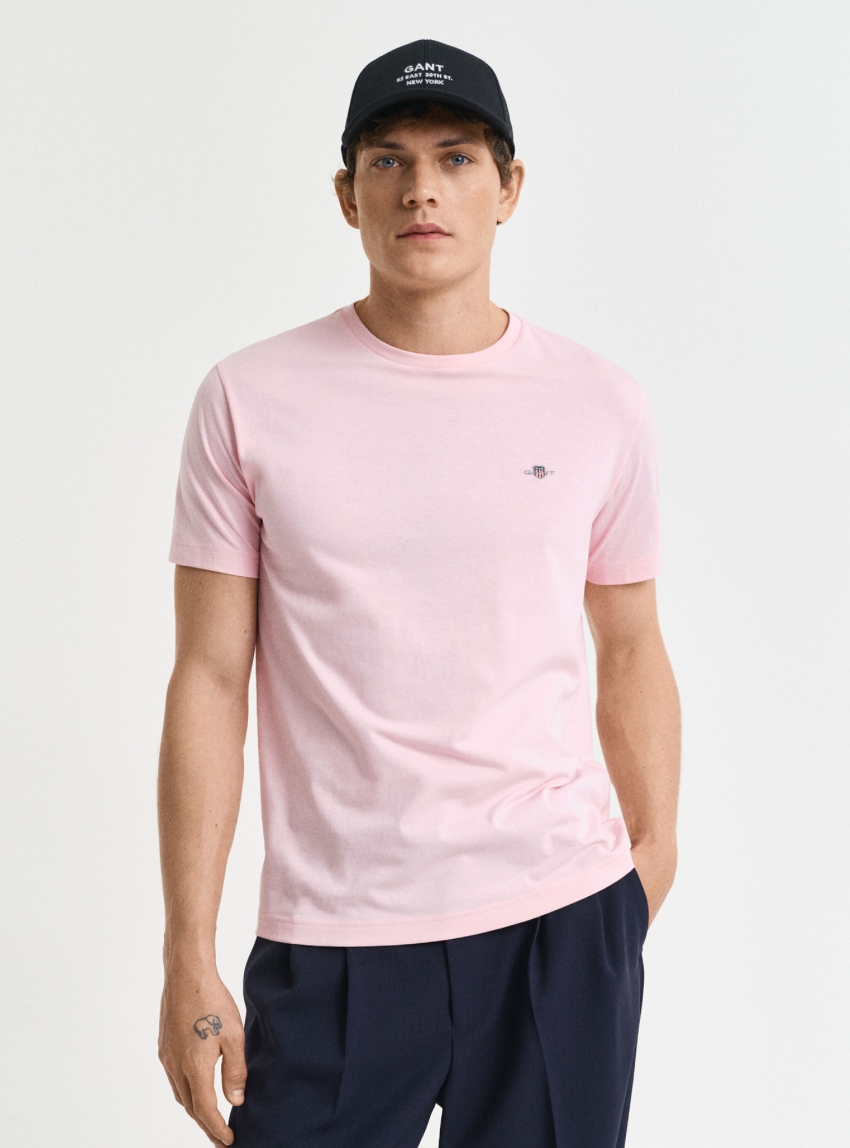 Gant Regular Shield T-Shirt - Pink
