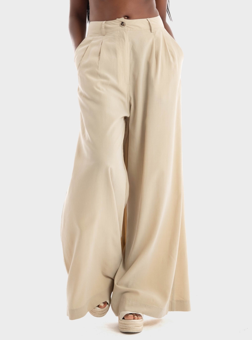 Black & Black  Trousers - Beige