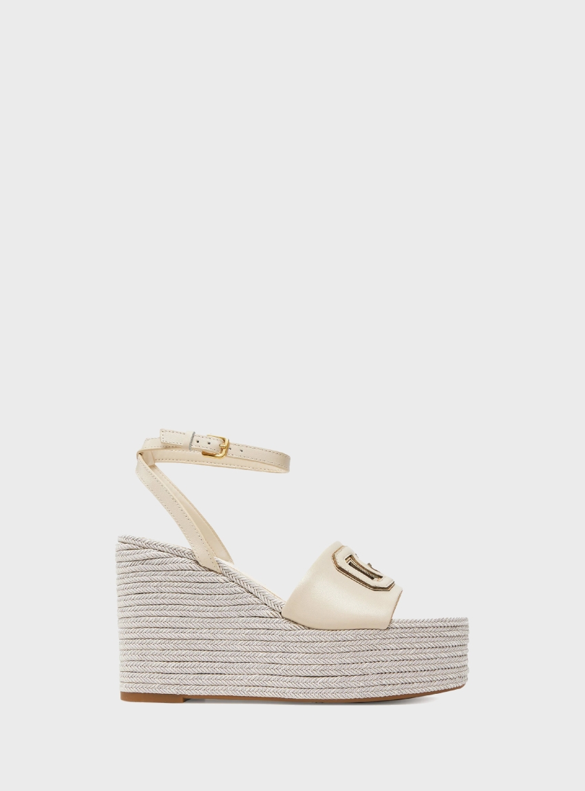 Guess Tanvee Leather Blend Sandals - Cream