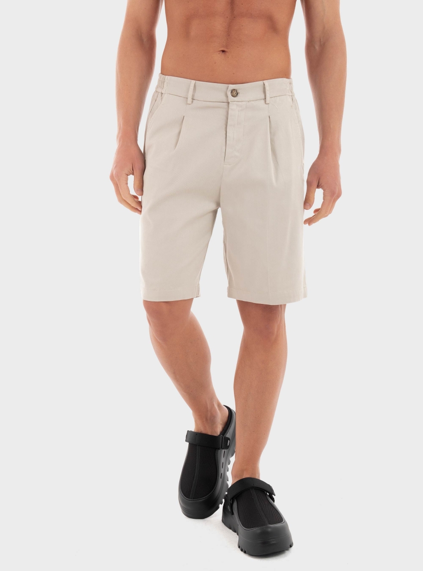 Dirty Laundry Pleated Bermuda - Light Beige