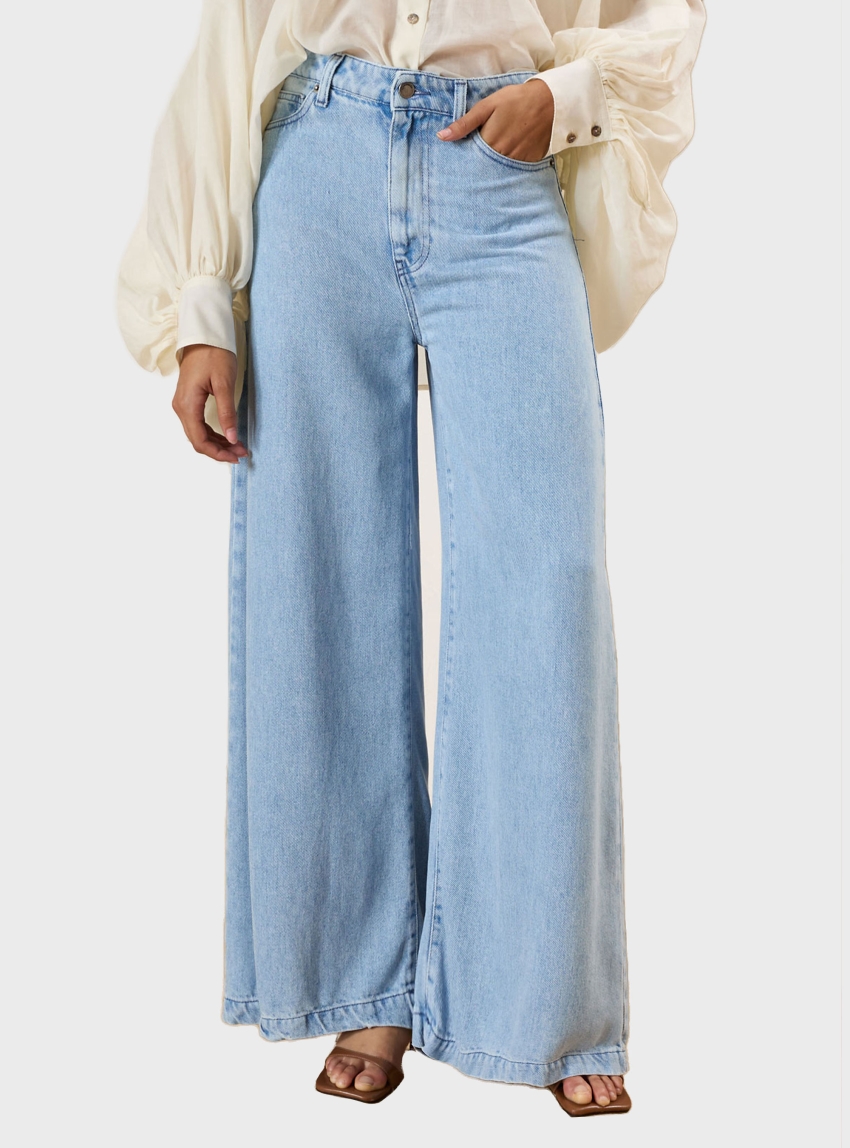 Souvenir Jeans - Light Aged Denim