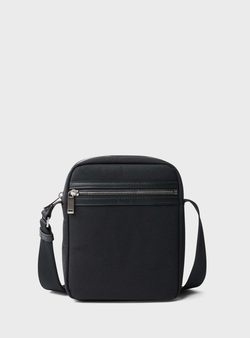 Calvin Klein Reporter Bag - Black