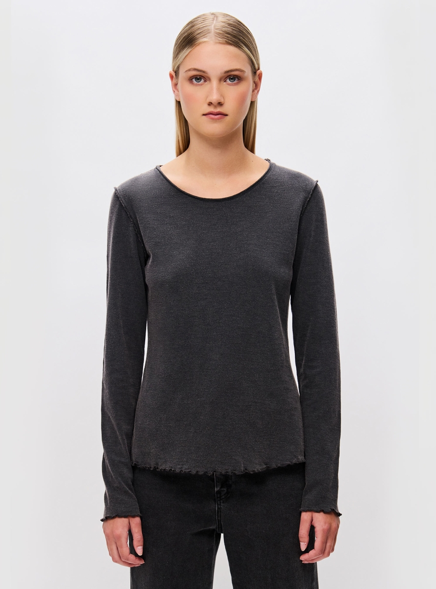 Dirty Laundry Slimfit Longsleeve With Reverse Seams - Washed Black