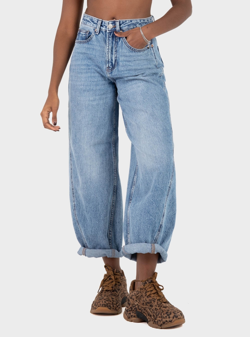 Vero Moda Zelda High Rise Barrel Jeans - Medium Aged Denim