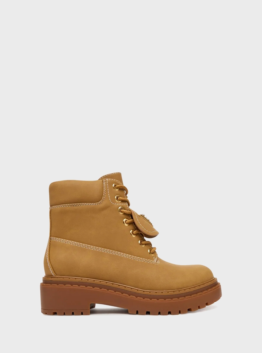 Guess Leavey Boots - Tan