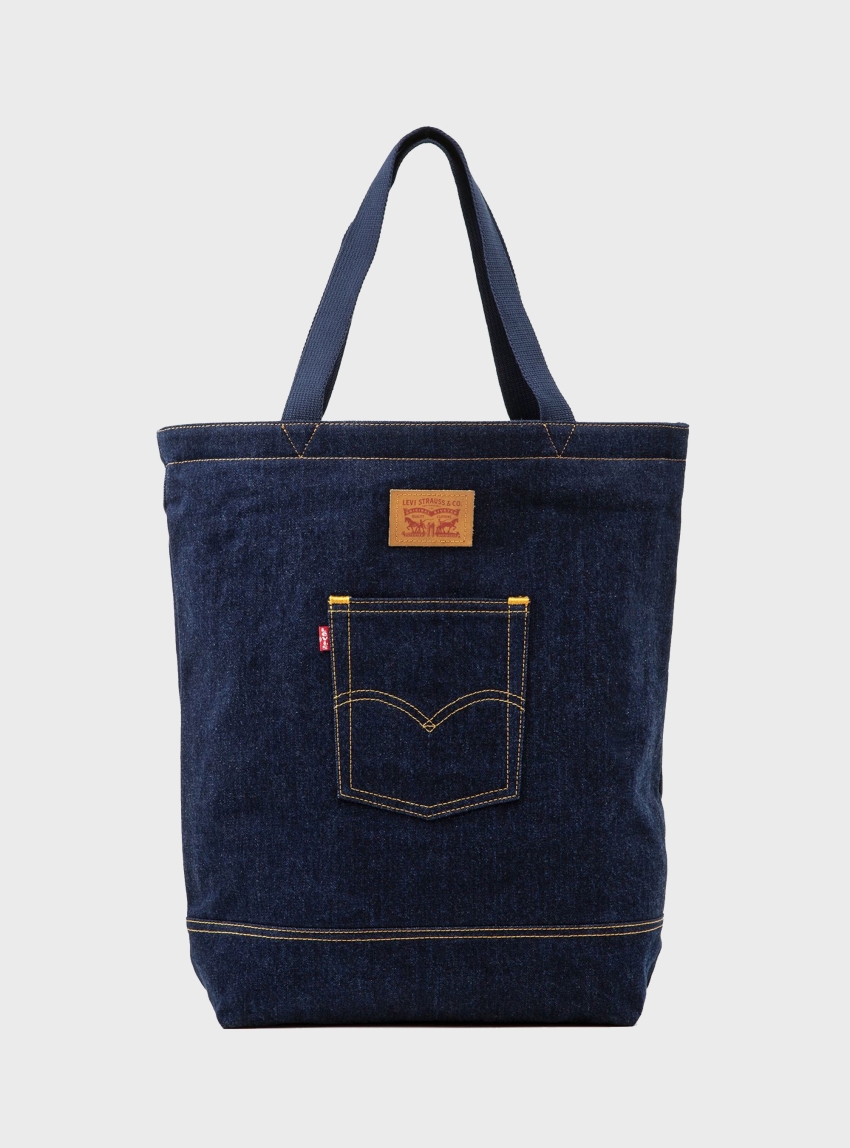Levi's The Levi's® Back Pocket Tote - Unwashed Denim