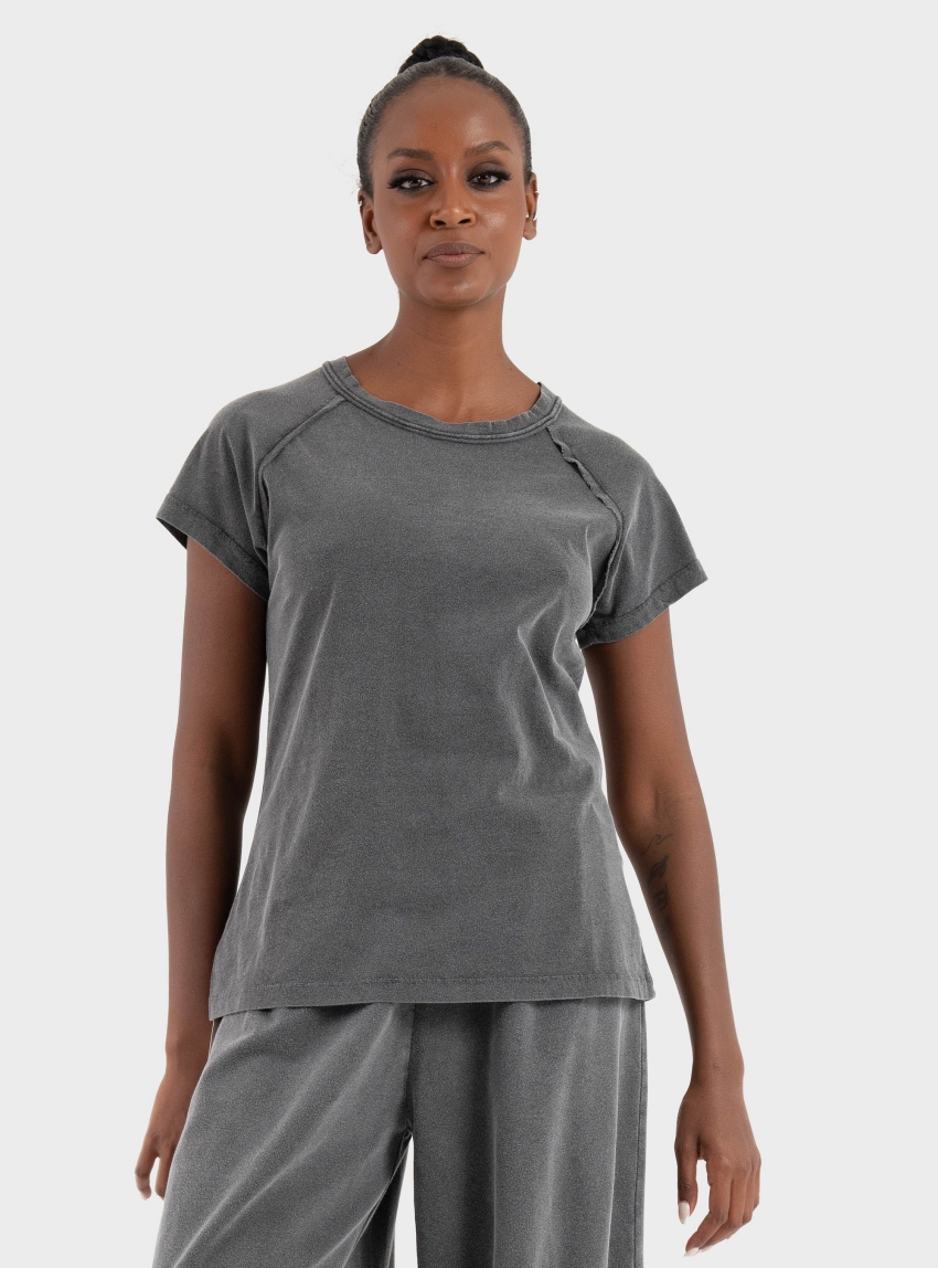 Four Minds T-Shirt - Dark Grey