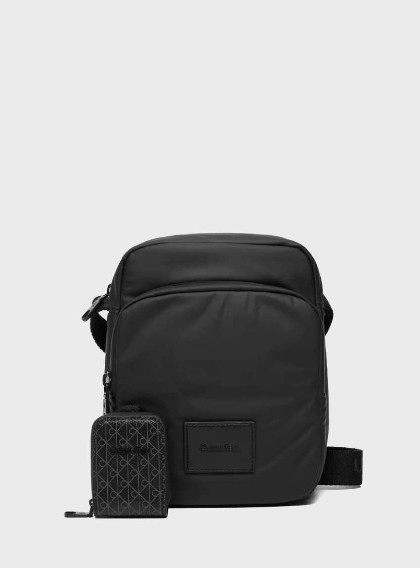 Calvin Klein Puffer Utility Reporter Bag - Black