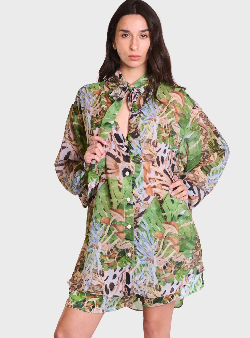 Atelier by Collectiva Noir Taria Shirt - Leopard Print