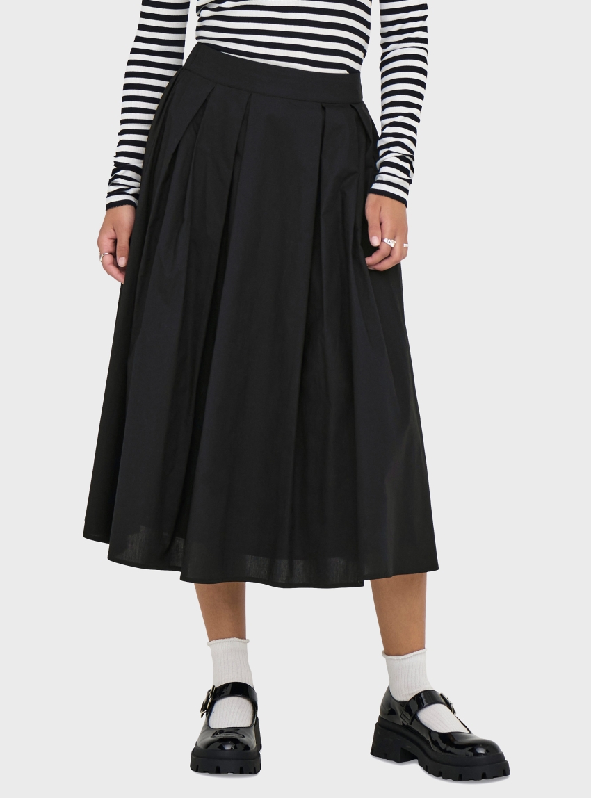 Only Maila Long Pleat Skirt - Black