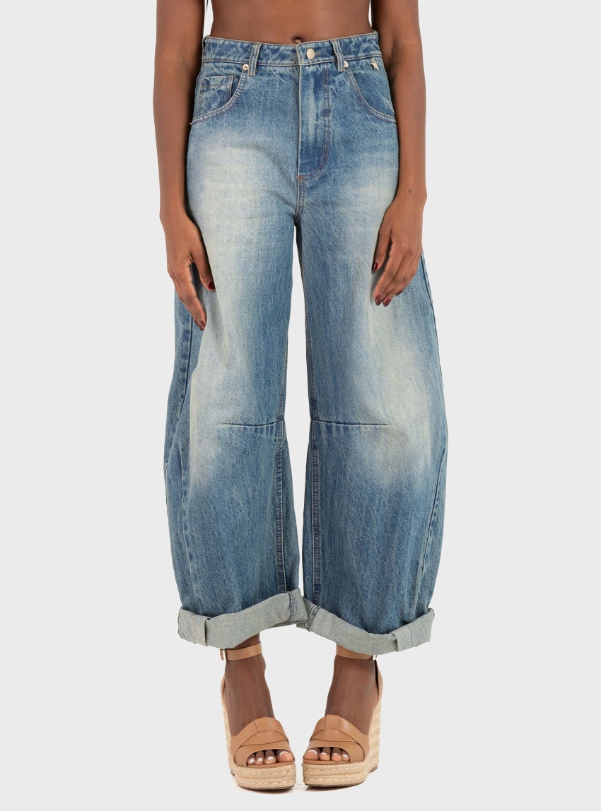 Souvenir Wide Leg Balloon Jeans - Medium Aged Denim