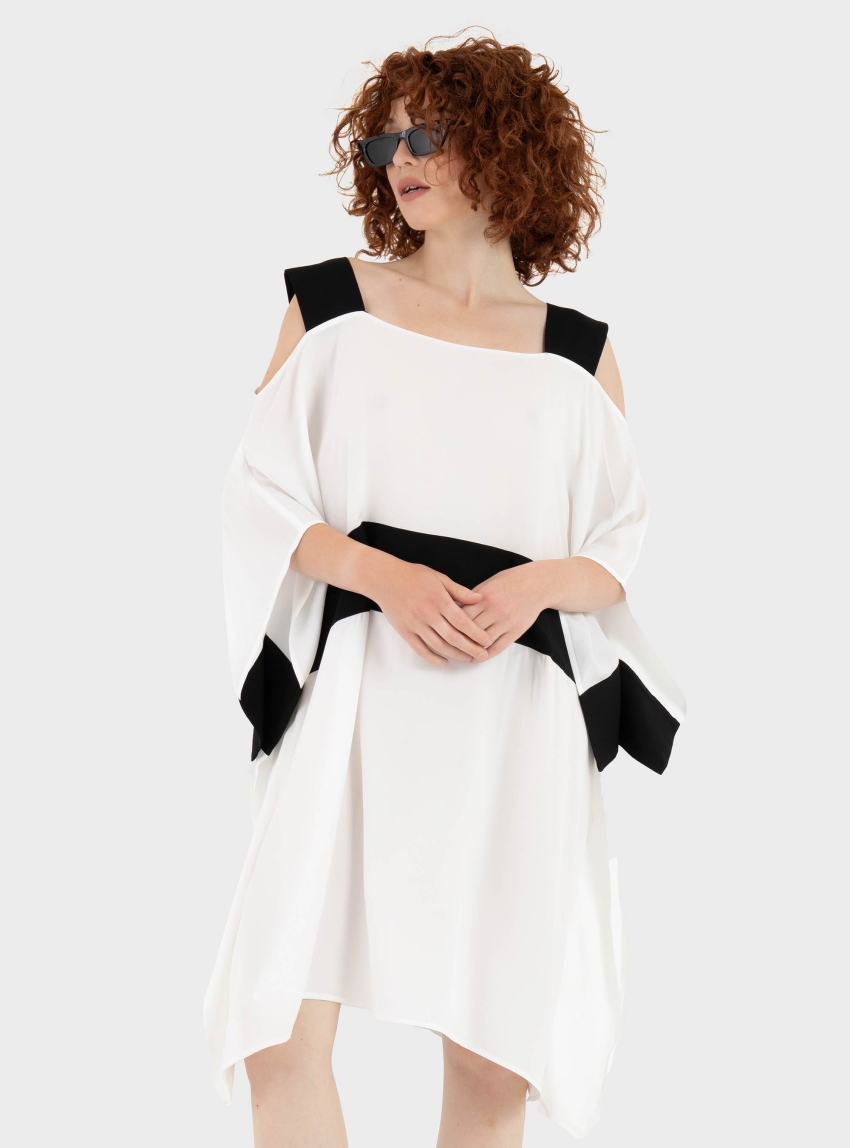 Ioanna Kourbela '"Dimensional Play" Mini Tunic Dress With Cold Shoulders - Off White