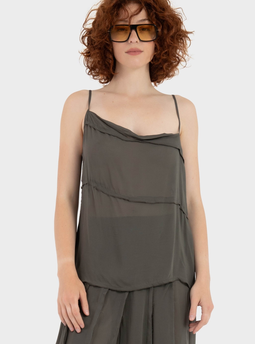 Black & Black  Top - Light Brown