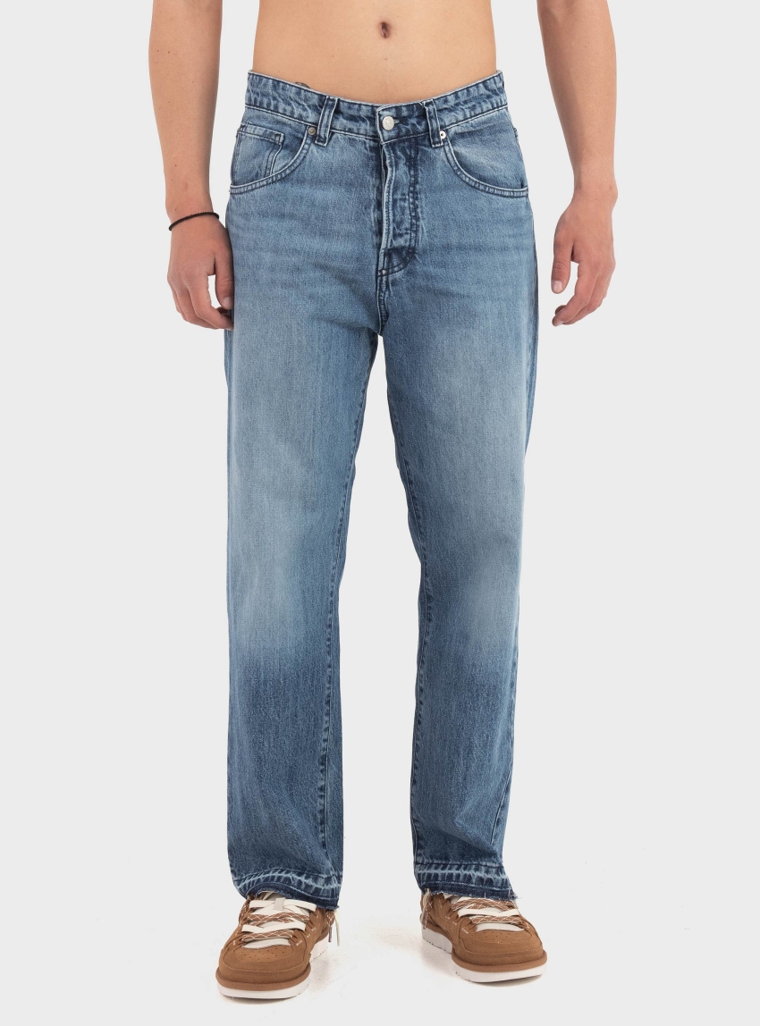 I'm Brian Straight Leg Jeans - Medium Aged Denim