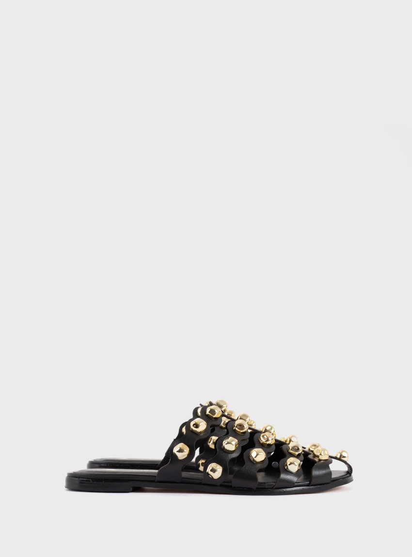 Carrano Flat Sandals With Studs - Black