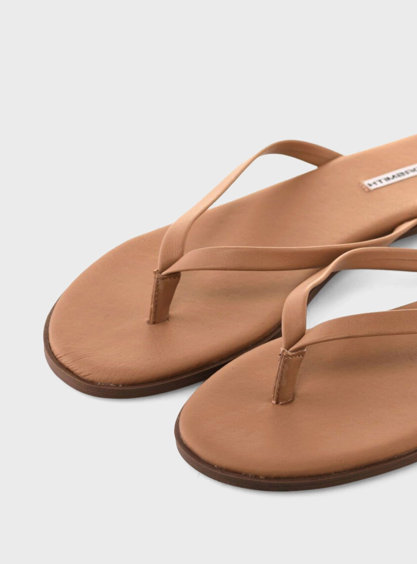 WindsorSmith Passport Thong Sandals - Tan