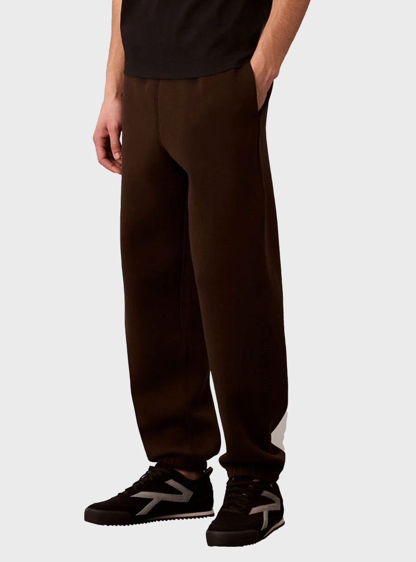 Calvin Klein Cooling Spacer Embossed Joggers - Dark Brown