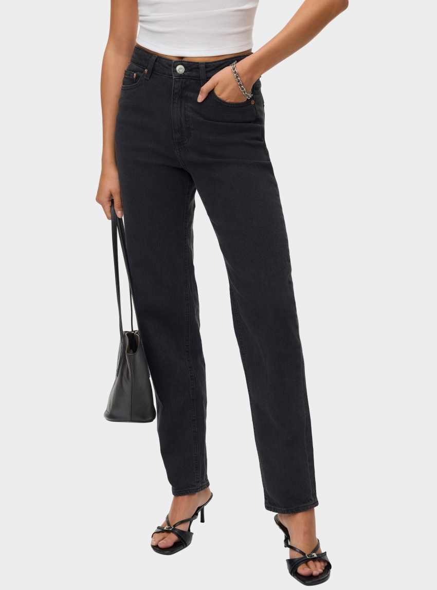 Vero Moda Tessa High Rise Mom Jeans Ra220 - Black Denim