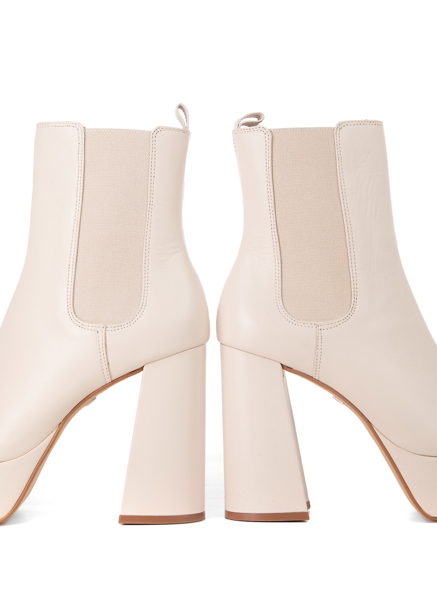 Carrano Ankle Boots - Ecru