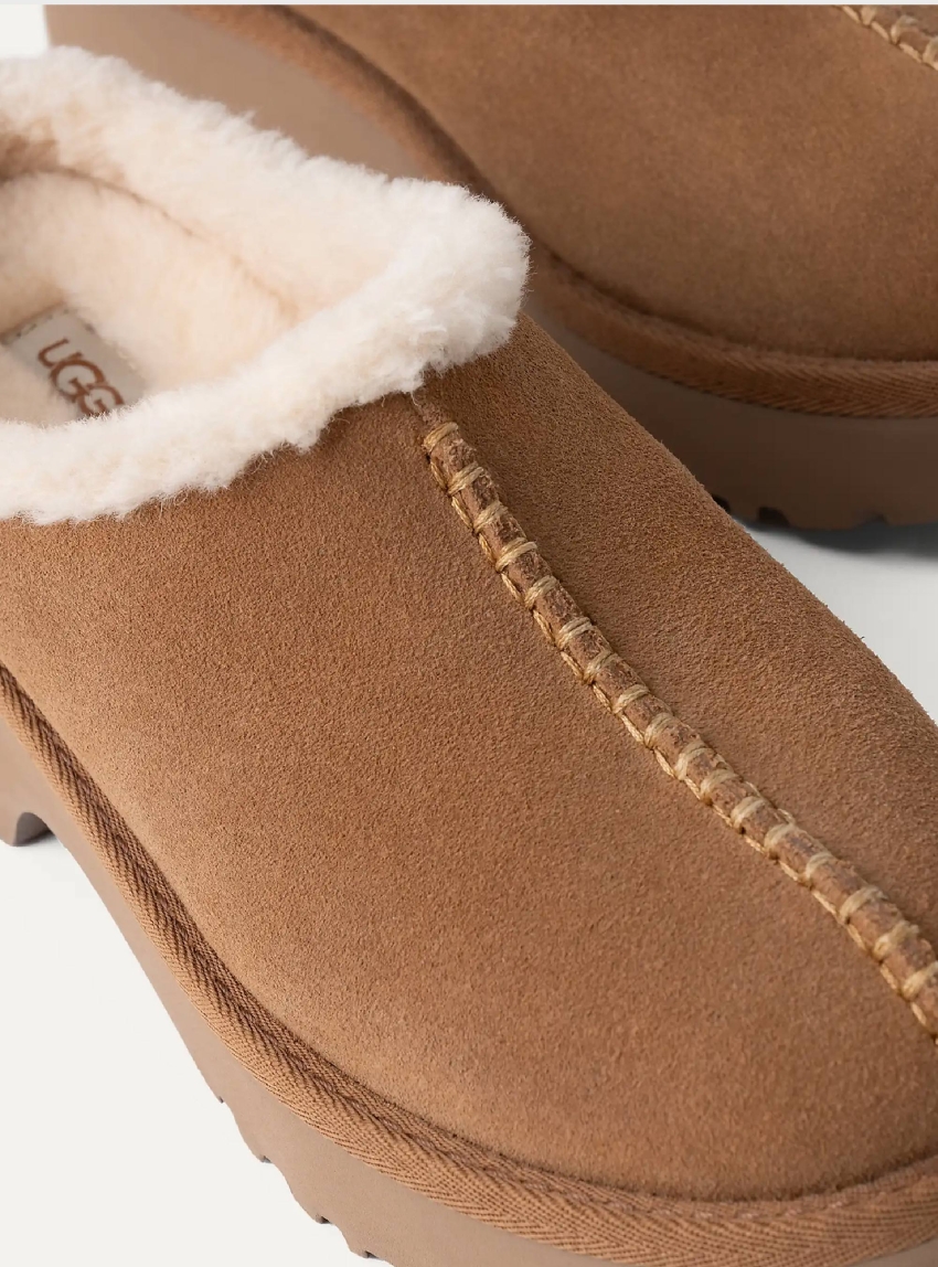 UGG New Heights Cozy Clogs - Chestnut