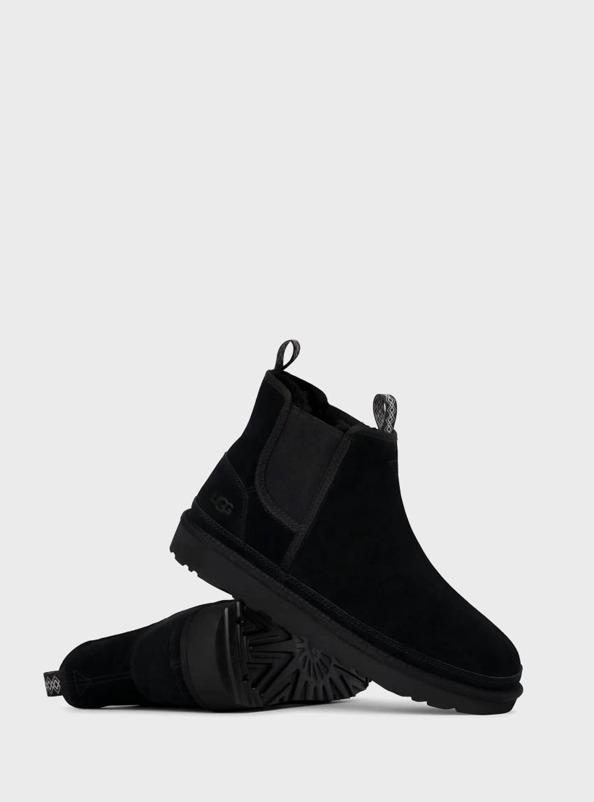 UGG Neumel Chelsea Boots - Black