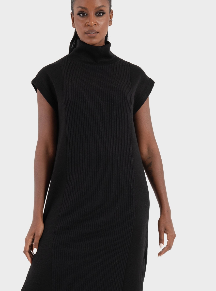 Ioanna Kourbela 'Softwear' Boxy Sleeveless Midi Dress - Black