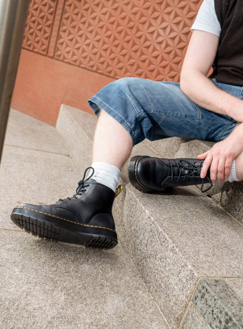 Dr Martens Brookline Soft Leather Chukka Boots - Black