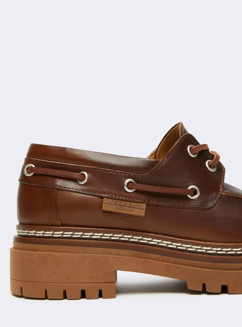 Weekend Max Mara Leather boat shoes POMPEI - Rust Brown
