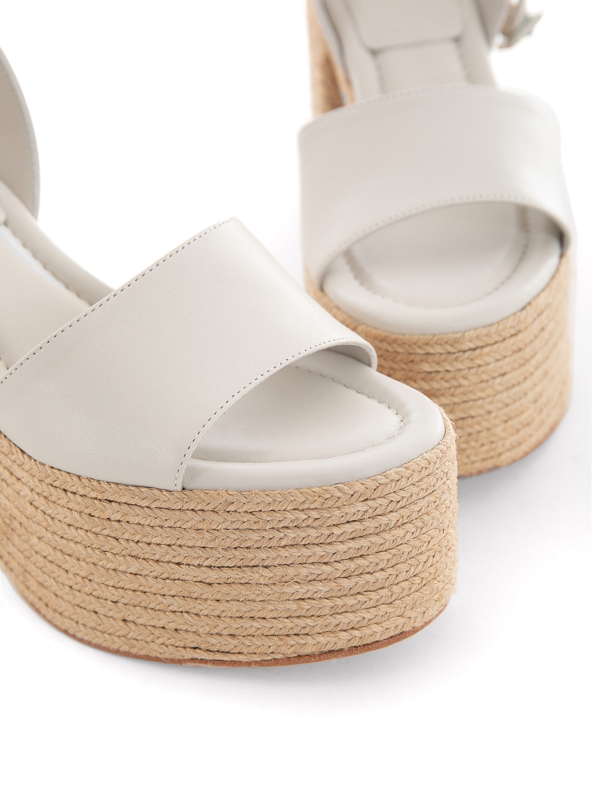 Paloma Barcelo Heel Sandals Graciela - Off White