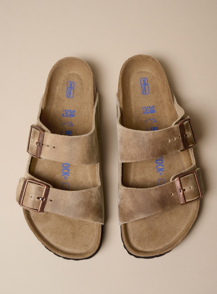 Birkenstock Classic Arizona Narrow Fit Sandals - Light Brown