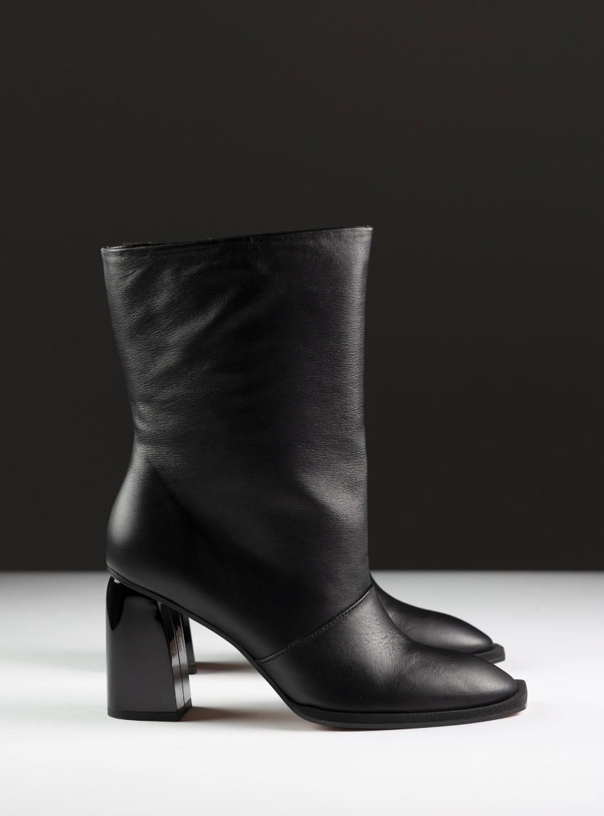 Paloma Barcelo Tisza Ankle Boots - Black