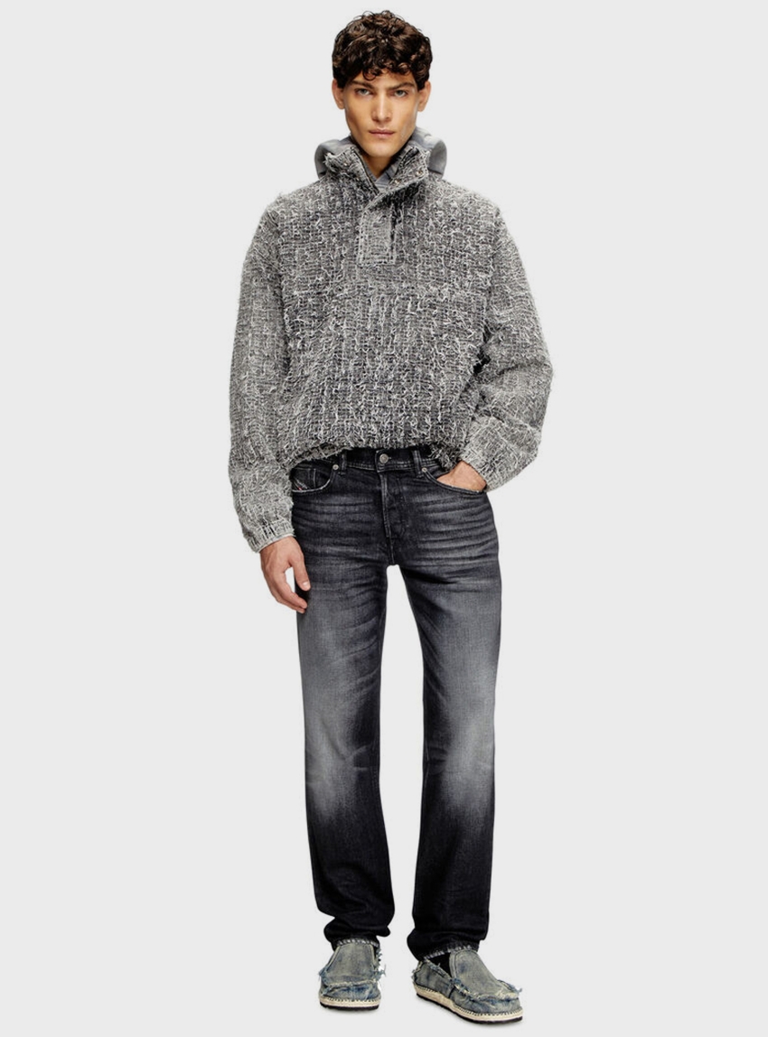 Diesel 2023 D-Finitive Regular Fit Jeans - Black