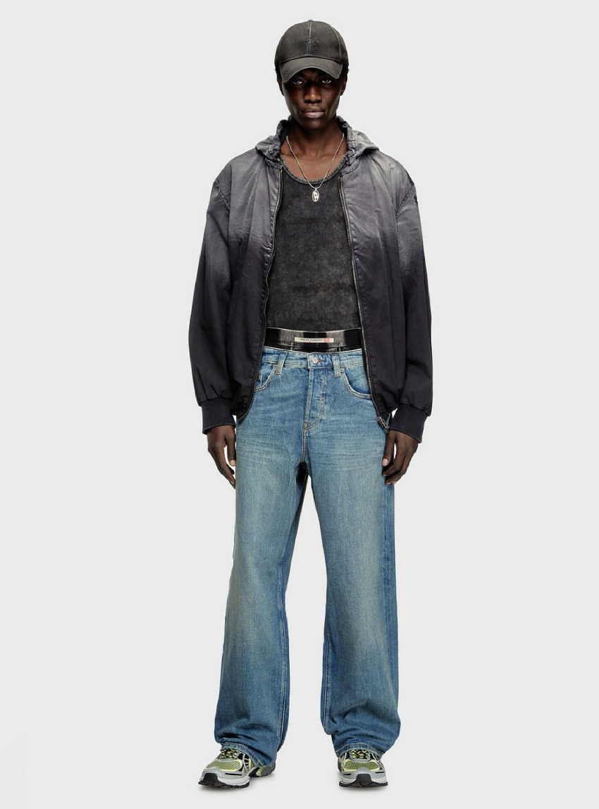 Diesel 2001 D-MACRO Jeans - Medium Aged Denim