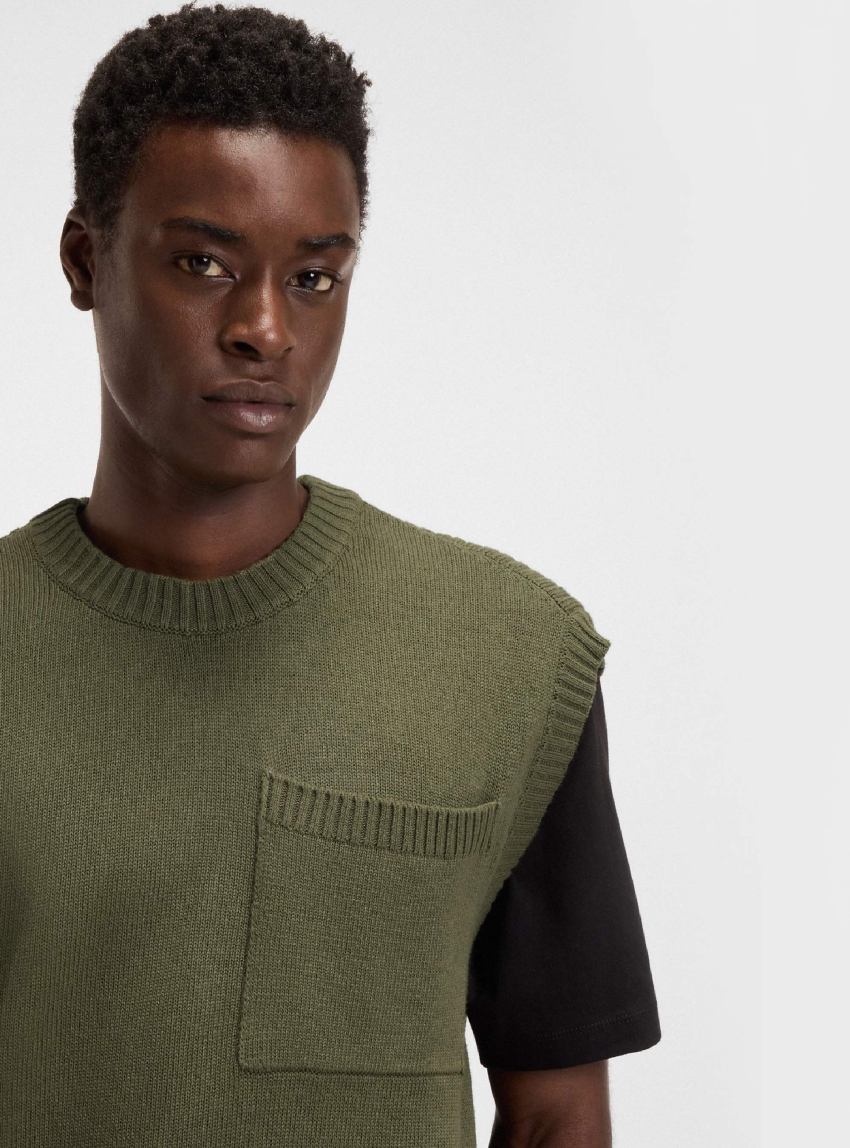 HUGO Relaxed-Fit Knit T-Shirt With Chest Pocket Savvy - Olive 