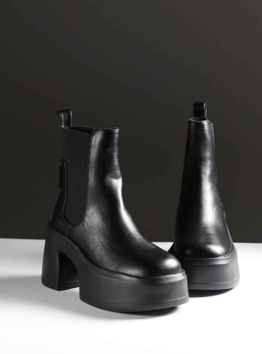 Freya Boots - Black