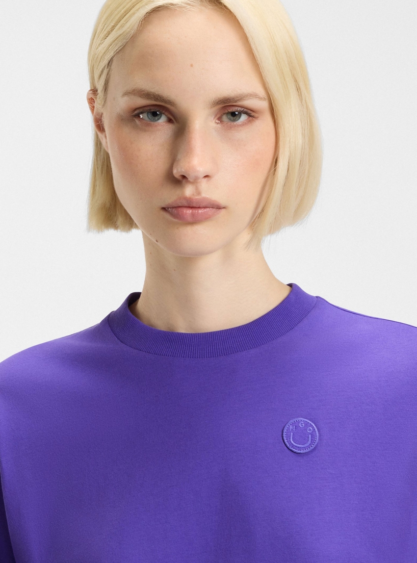 HUGO Cotton-Jersey T-Shirt With Logo Badge Vintage Tee_B_1 - Purple