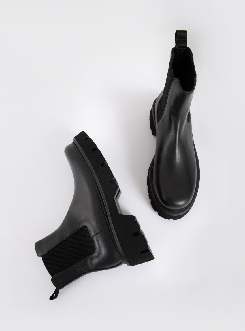 Per La Moda Chelsea Boots - Black