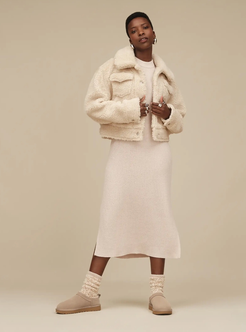 UGG Classic Classic Micro Boots - Sand