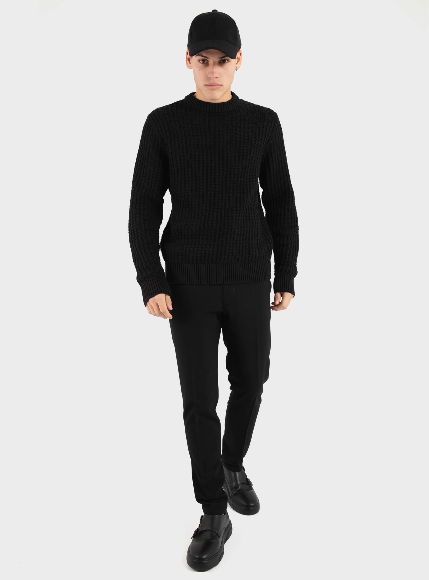 Drykorn Ajend Slim Fit Trousers - Black