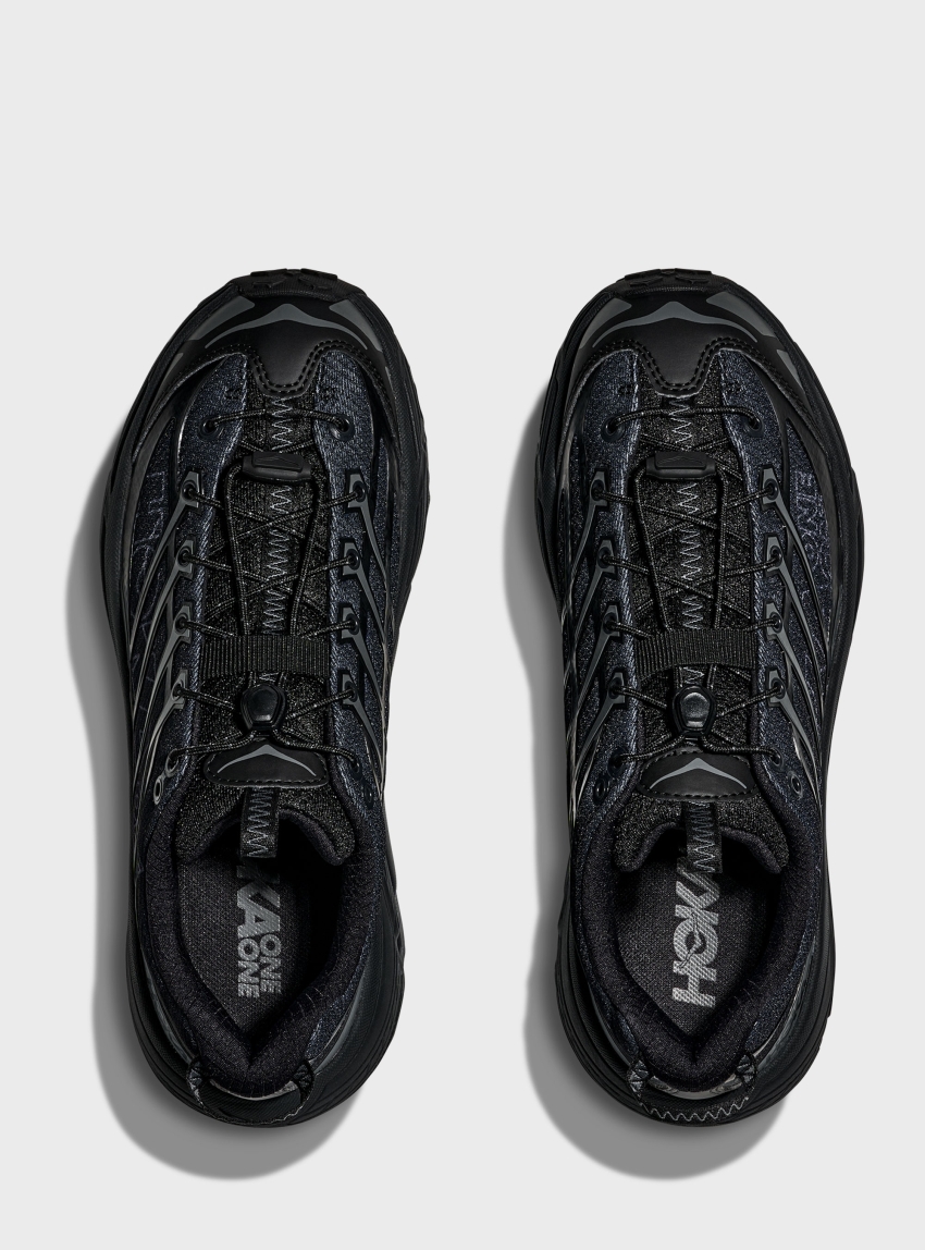 Hokka One One Mafate Three2 Wordmark Sneakers - Black