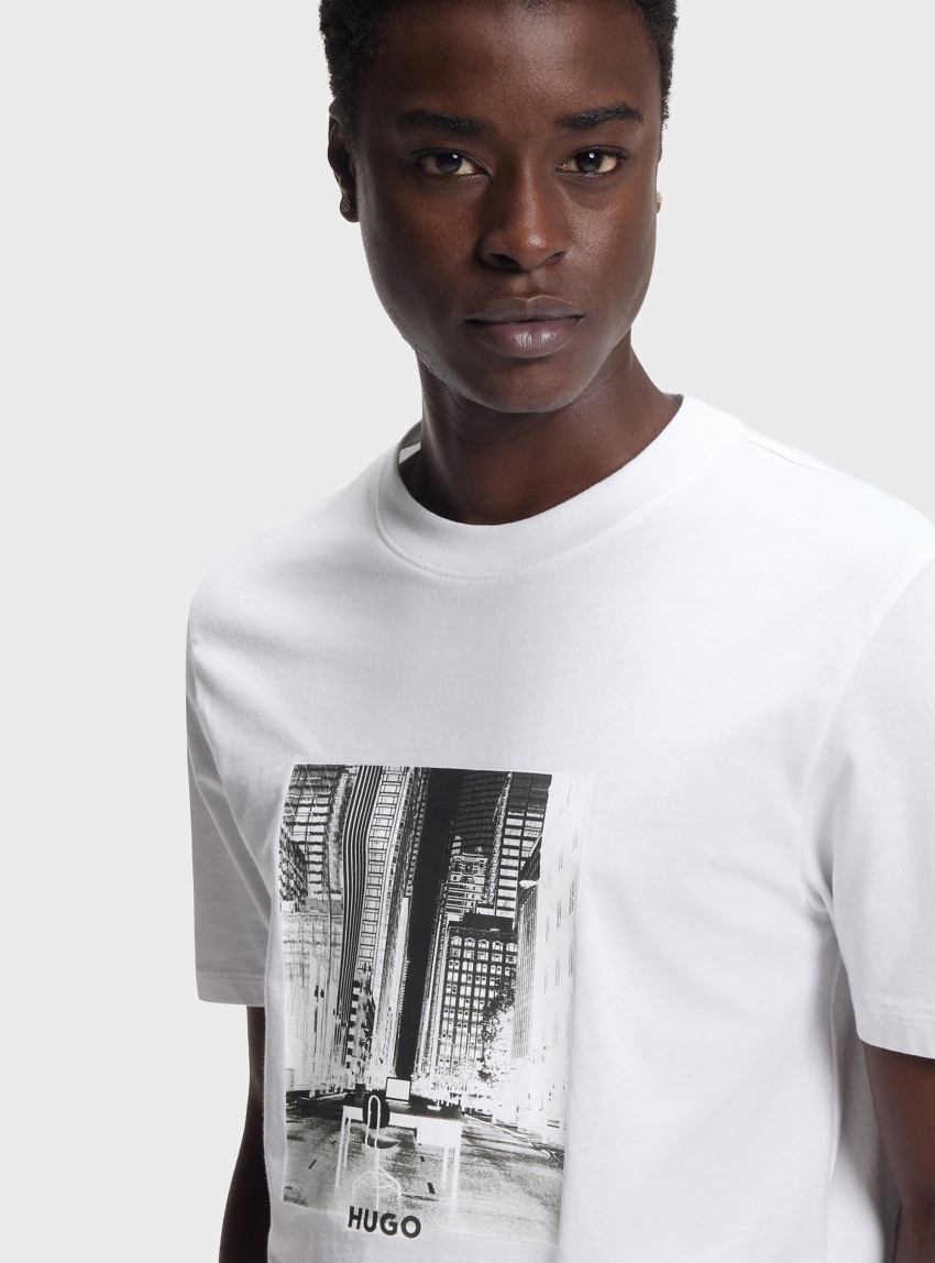 HUGO Cotton-Jersey T-Shirt With Printed Artwork  Deyss - White
