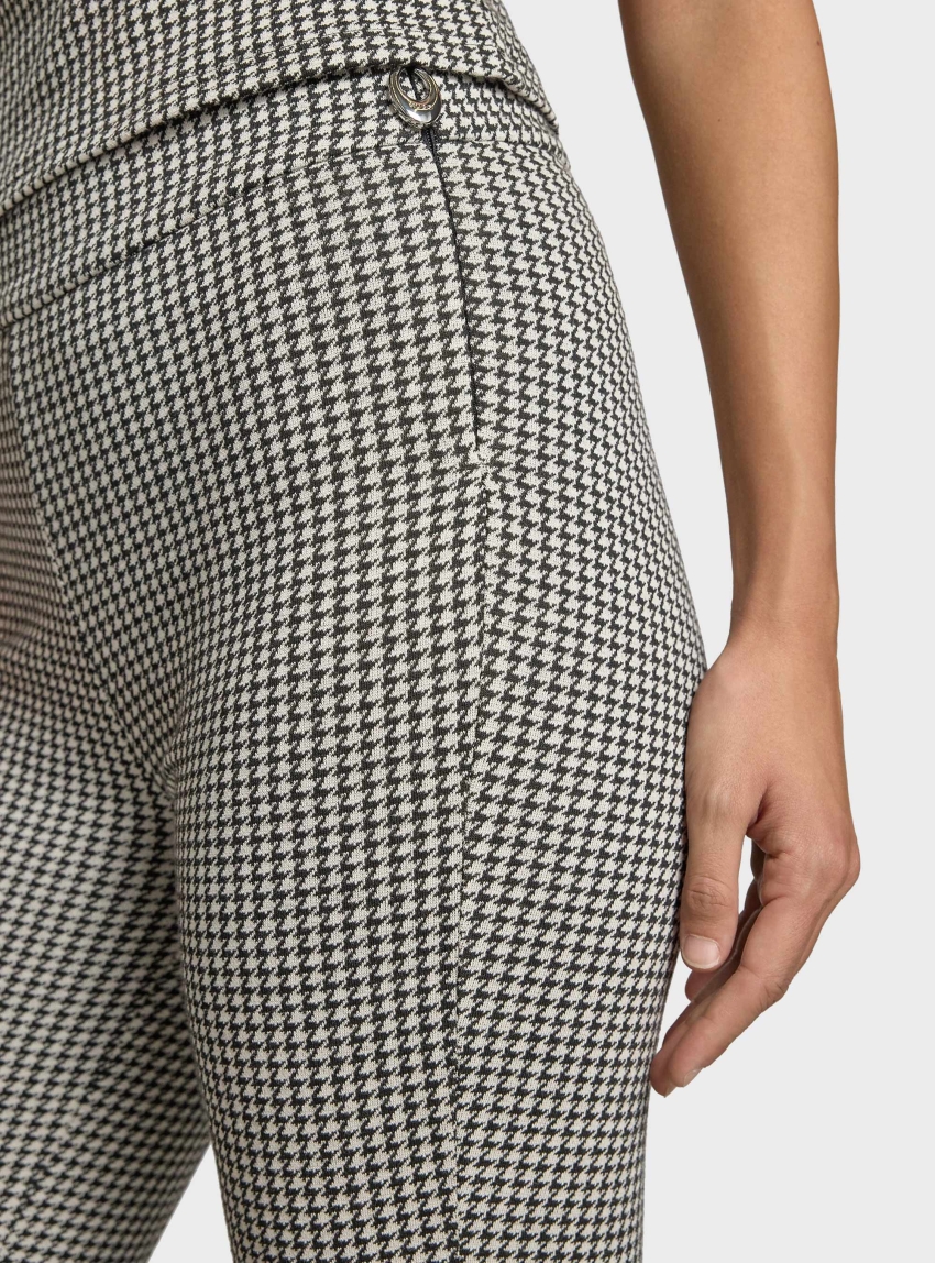 HUGO Slim Fit Trousers Narosetta - Black