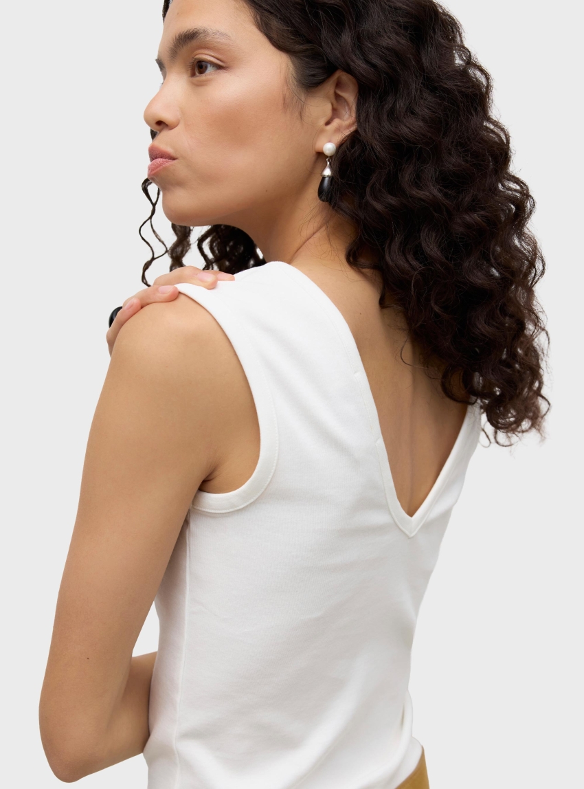 Vero Moda Aware Vega V-Neck Tank Top - White